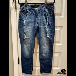 !iT Skinny Ankle Jeans Size 12